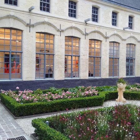 L'Hermitage Gantois, Autograph Collection Lille Bagian luar foto The gardens of the museum